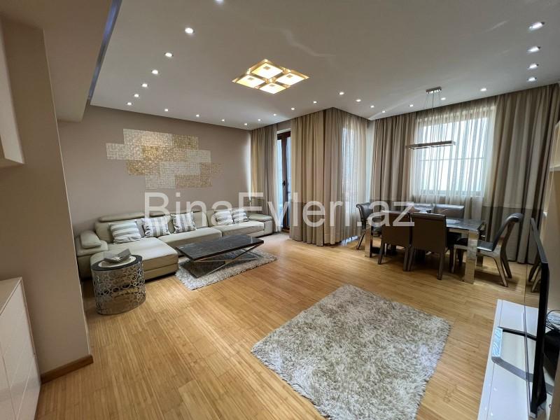 Nerimanovda Roseville Residence 6 otaqlı duplex mənzil satılır. 6 sanitar qovşağı. 255 kv/m yaşayış sahəsi. Bütün mebel və avadanlıqlar mövcuddur. Sənədlər qaydasında Qiymət 1.200.000 azn 055 868 86 86 Nerimanovda Roseville Residence 6 otaqlı duplex mənzil satılır. 6 sanitar qovşağı. 255 kv/m yaşayış sahəsi. Bütün mebel və avadanlıqlar mövcuddur. Sənədlər qaydasında Qiymət 1.200.000 azn 055 868 86 86